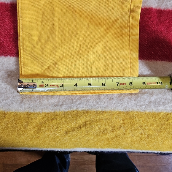 Levi's 501 Yellow Jeans NWT - Picture 5 of 16